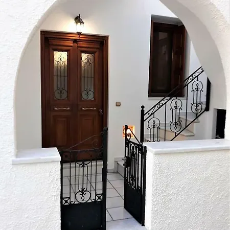 Apiranthos Diamond Maisonette In Naxos