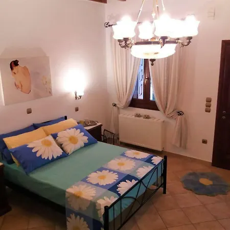 Apiranthos Diamond Maisonette In Naxos *