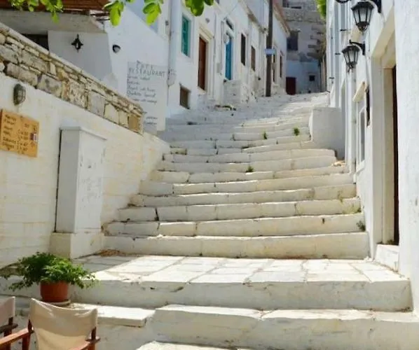 Feriehus Apiranthos Diamond Maisonette In Naxos *