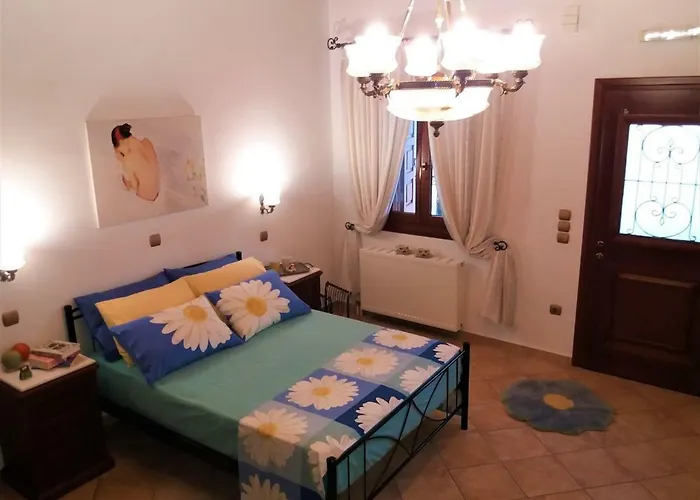 Apiranthos Diamond Maisonette In Naxos *